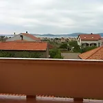 Apartment And Nediljko Bibinje