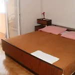And Nediljko Apartment