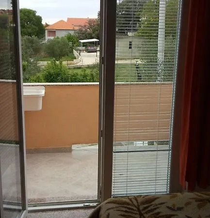 And Nediljko Apartment Bibinje