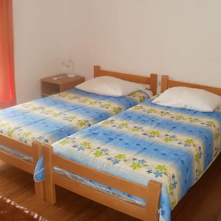 And Nediljko Appartement