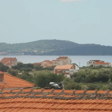 And Nediljko Appartement *