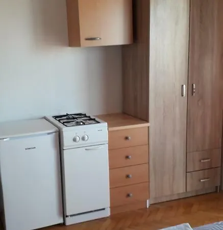 And Nediljko Apartment Bibinje