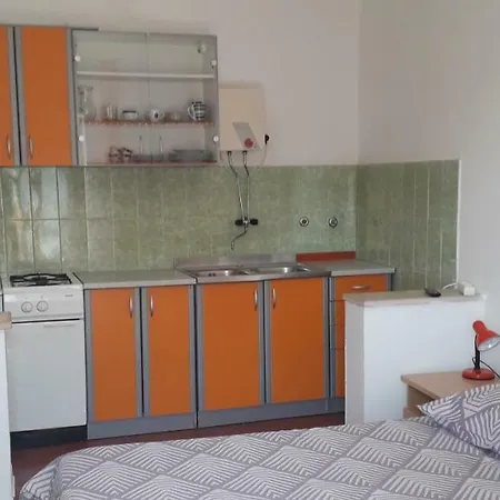 And Nediljko Apartment
