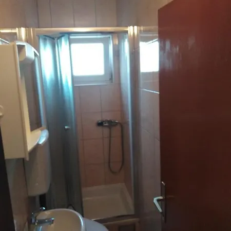 And Nediljko Appartement Bibinje