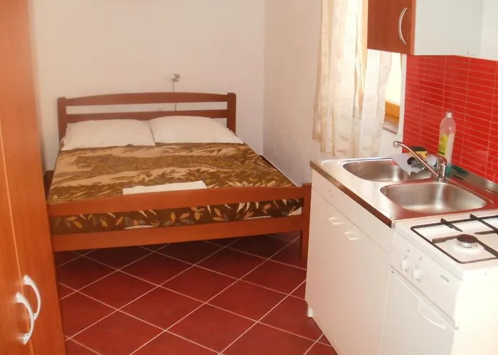 And Nediljko Apartment *