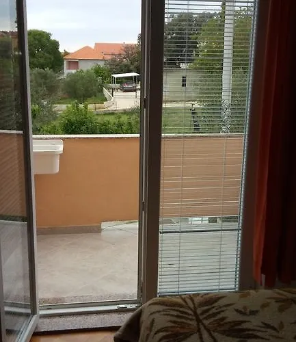 And Nediljko Apartment Bibinje