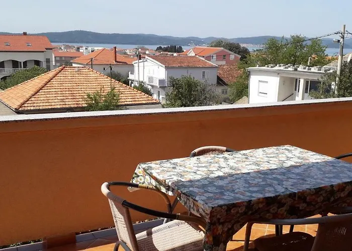And Nediljko Apartment