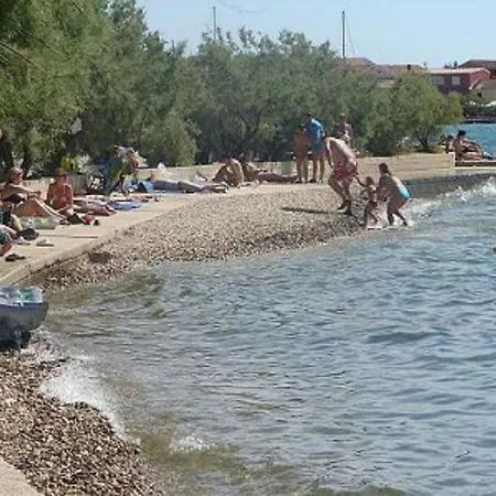 And Nediljko بيبينيا