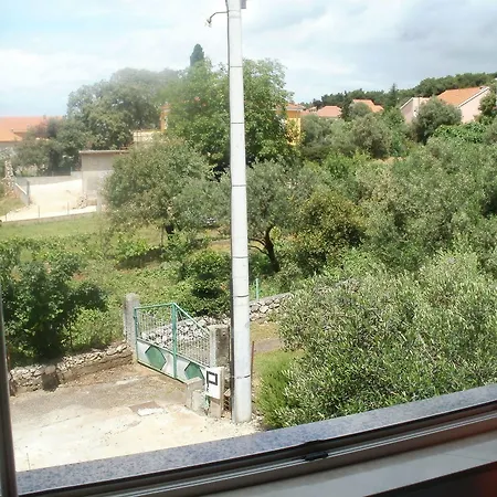 And Nediljko Apartment Bibinje