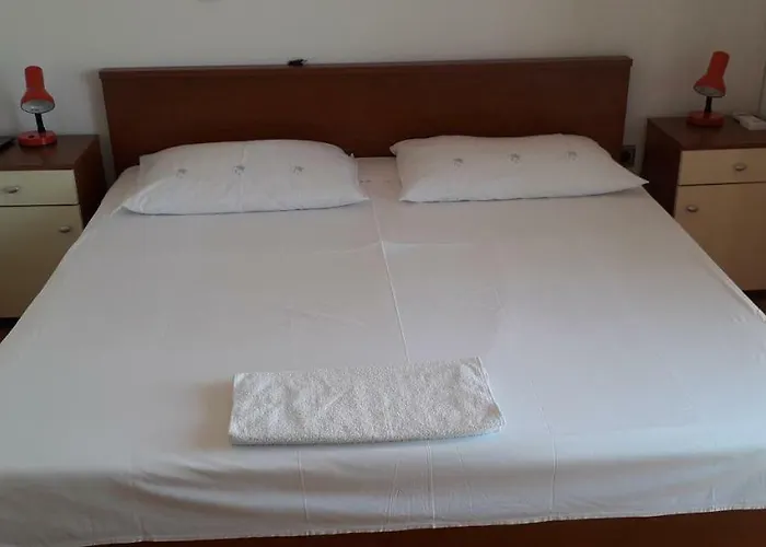 公寓 And Nediljko 比比涅