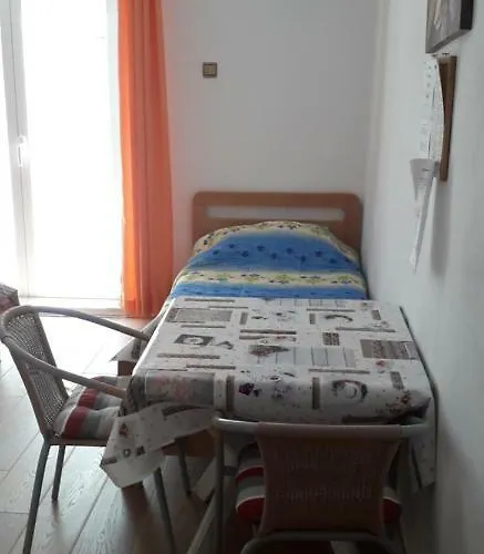 And Nediljko بيبينيا